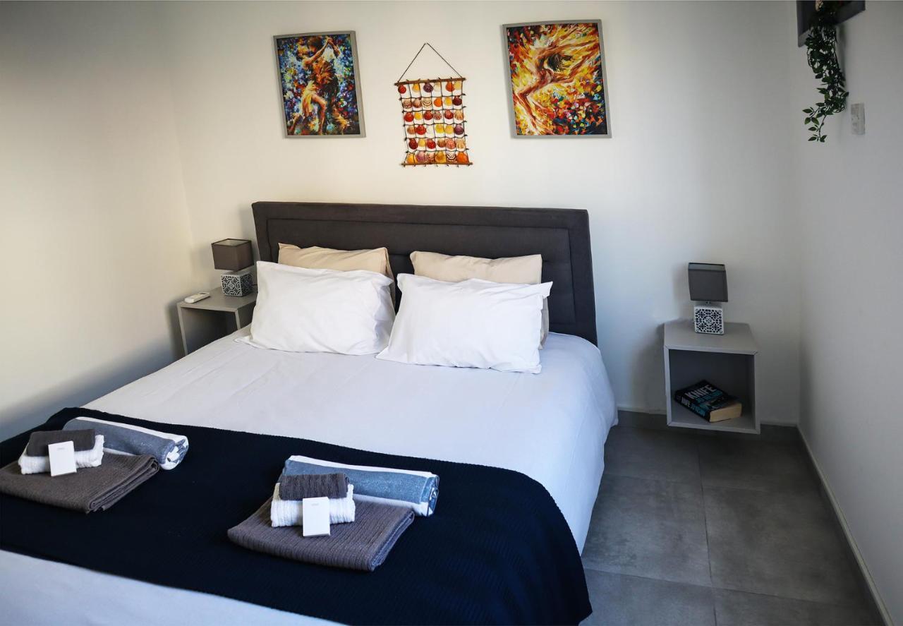 Alex'S Vacation Suite - 100M From The Beach - 6 Guests Paphos Exterior photo